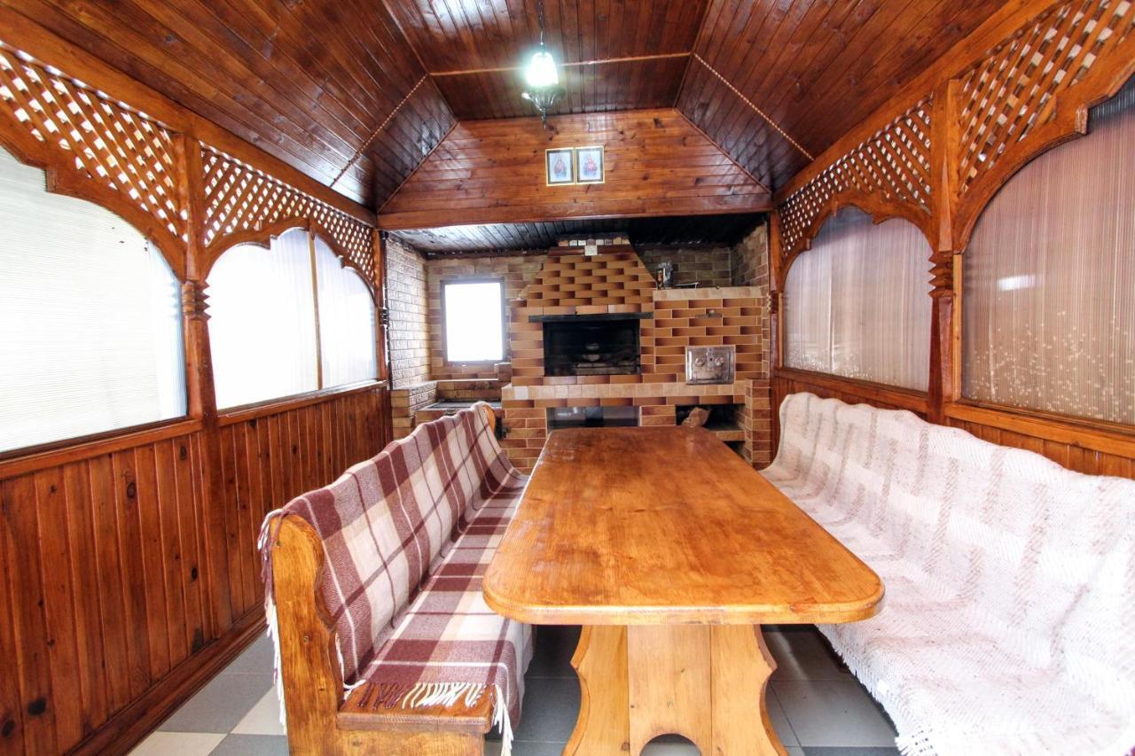 Cottage "Kliverent" Yaremche Ngoại thất bức ảnh