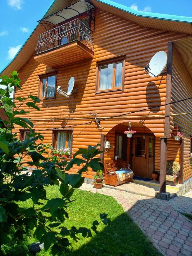 Cottage "Kliverent" Yaremche Ngoại thất bức ảnh