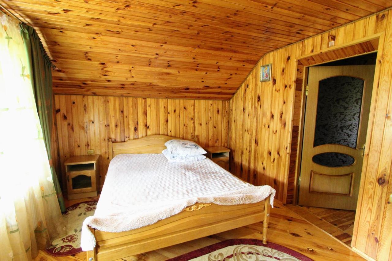 Cottage "Kliverent" Yaremche Ngoại thất bức ảnh